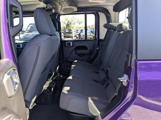 new 2026 Jeep Gladiator car, priced at $41,577