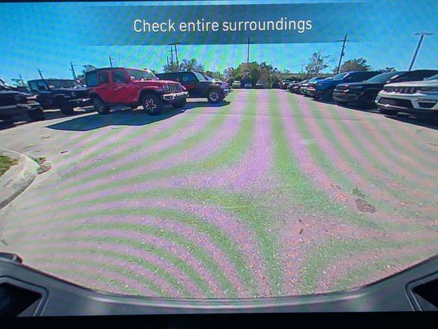 new 2026 Jeep Gladiator car, priced at $41,577