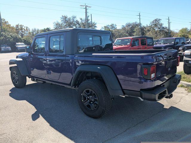 new 2026 Jeep Gladiator car, priced at $41,577