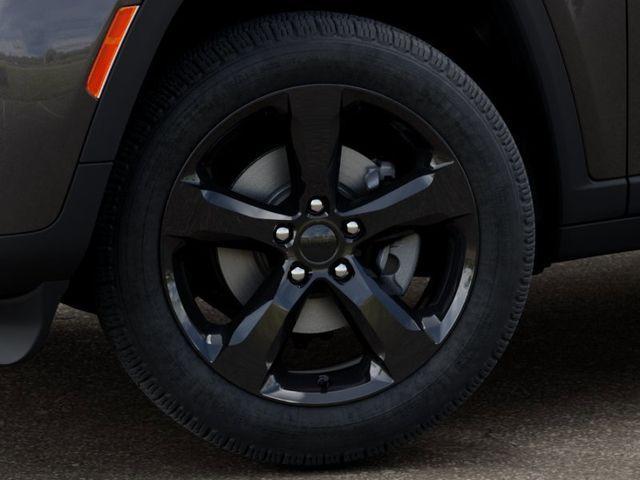 new 2026 Jeep Grand Cherokee car, priced at $43,927