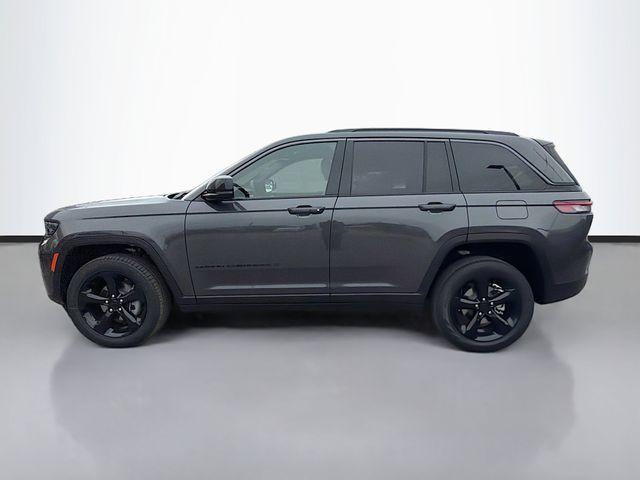 new 2026 Jeep Grand Cherokee car, priced at $48,805