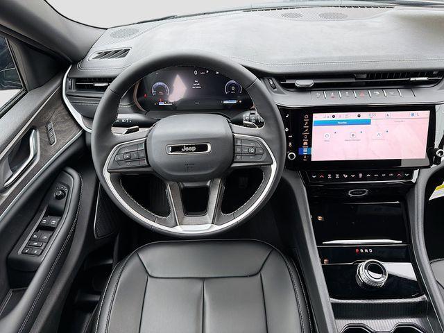 new 2026 Jeep Grand Cherokee car, priced at $48,805