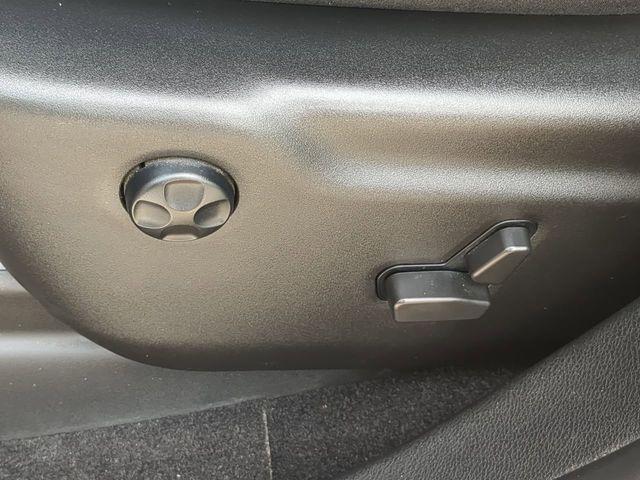 used 2022 Jeep Grand Cherokee WK car, priced at $19,396