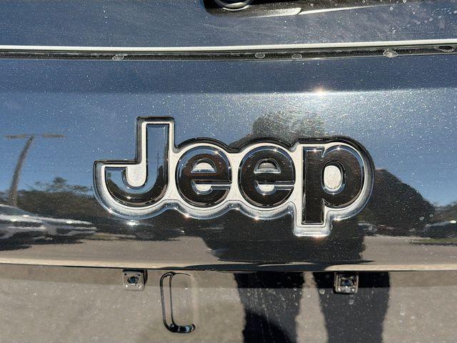 used 2019 Jeep Grand Cherokee car, priced at $16,291