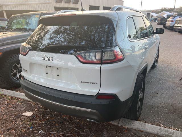 used 2020 Jeep Cherokee car, priced at $15,281