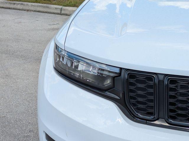 new 2025 Jeep Grand Cherokee L car, priced at $37,779