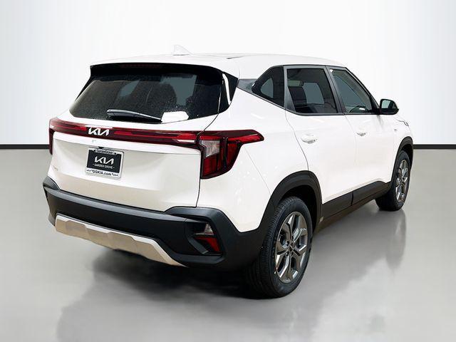 new 2026 Kia Seltos car, priced at $24,670
