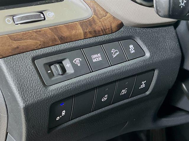 used 2017 Hyundai Santa Fe car, priced at $15,544