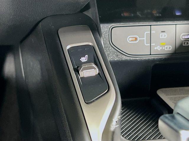 new 2026 Kia Sorento car, priced at $34,595