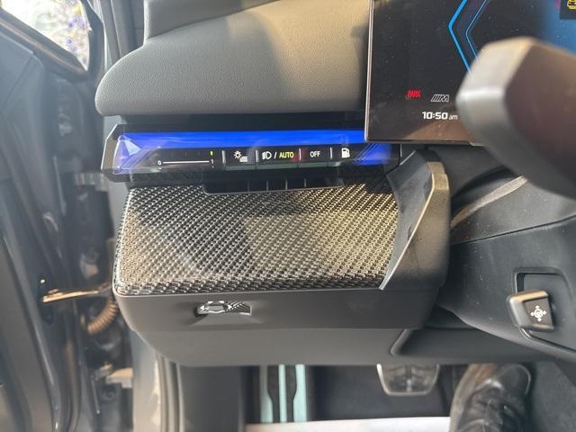 new 2025 BMW M5 car, priced at $122,890