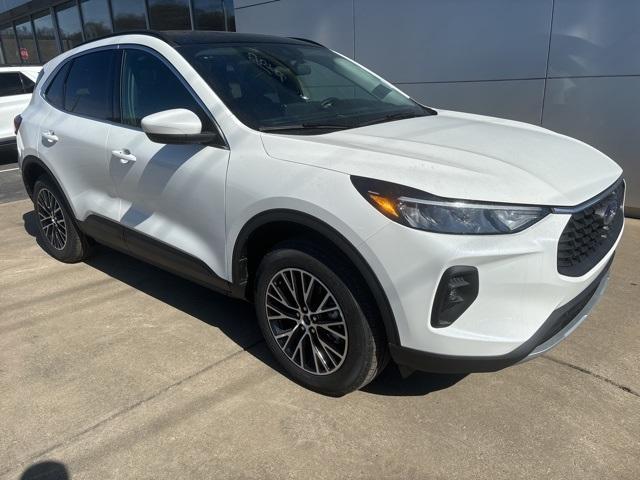 new 2025 Ford Escape car, priced at $29,306