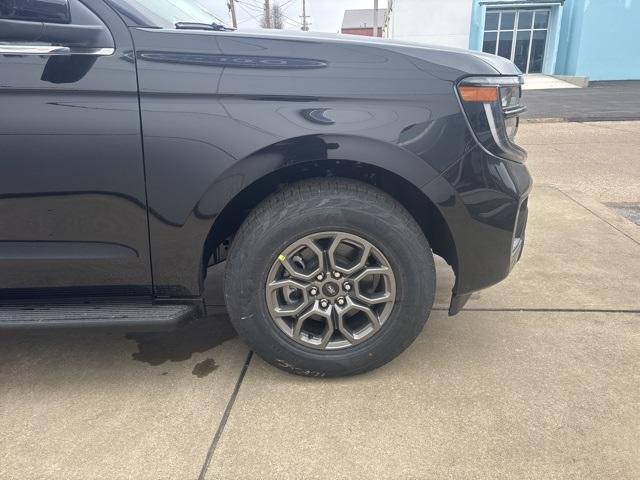 new 2025 Ford Expedition car, priced at $63,325