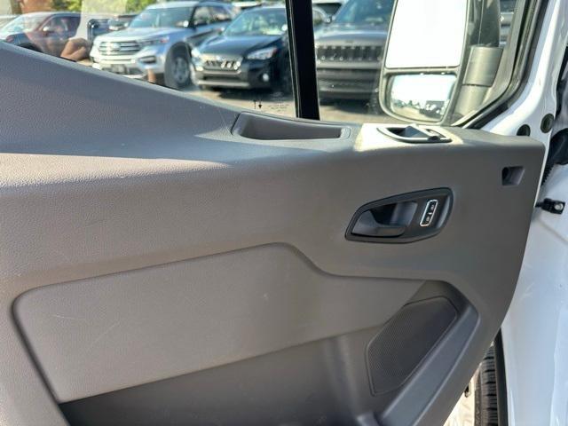 used 2024 Ford Transit-250 car, priced at $30,777