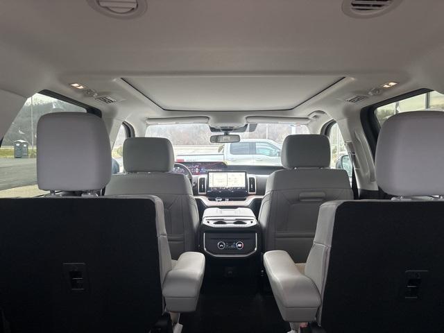 new 2026 Ford Expedition car, priced at $69,577