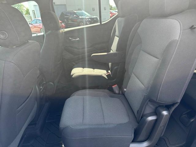 used 2022 Chevrolet Traverse car, priced at $17,450