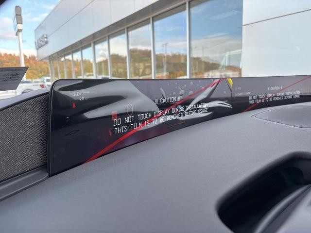 new 2025 Lincoln Navigator car, priced at $106,085