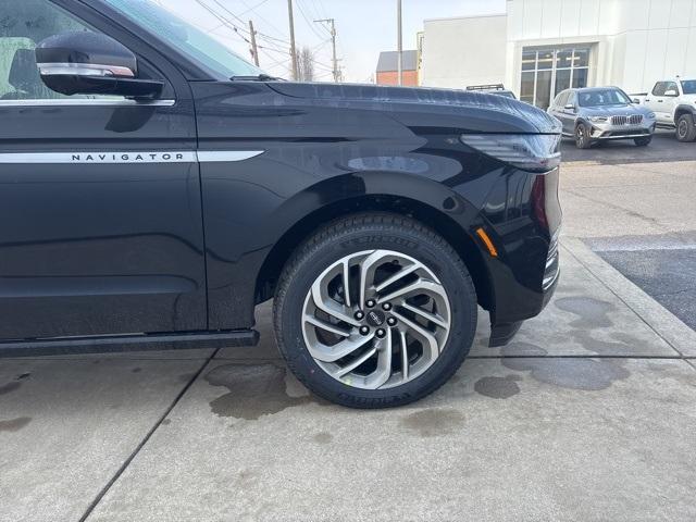 new 2026 Lincoln Navigator car, priced at $108,335