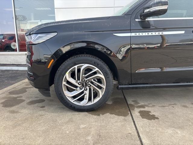 new 2026 Lincoln Navigator car, priced at $108,335