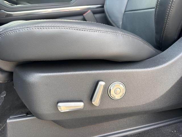 new 2026 Lincoln Navigator car, priced at $108,335