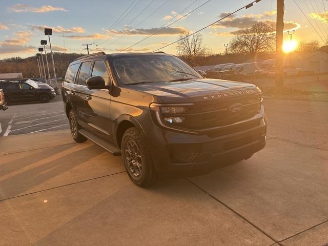 new 2025 Ford Expedition car, priced at $64,574