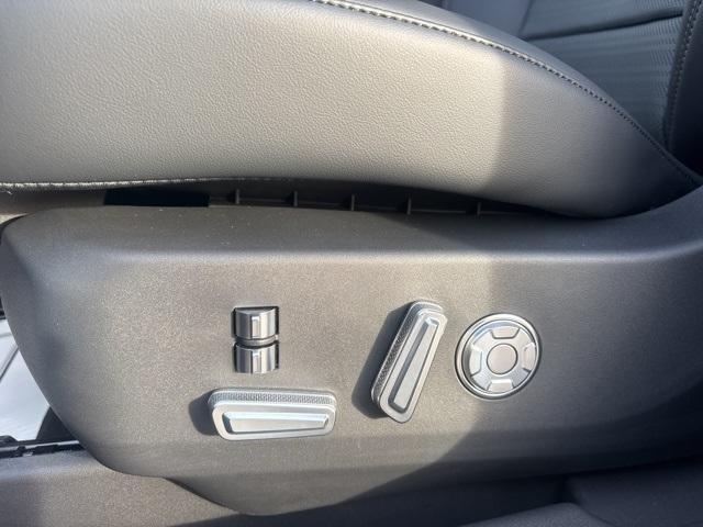 new 2026 Lincoln Nautilus car, priced at $73,295