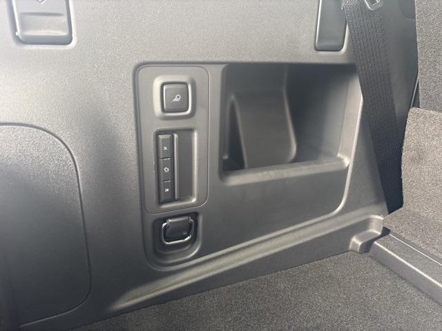 new 2025 Lincoln Navigator car, priced at $106,840