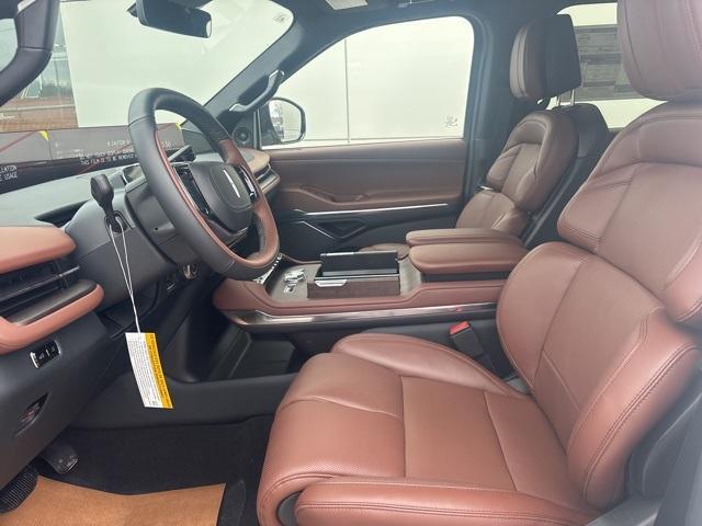 new 2025 Lincoln Navigator car, priced at $106,840