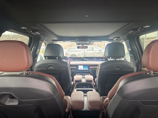 new 2025 Lincoln Navigator car, priced at $106,840