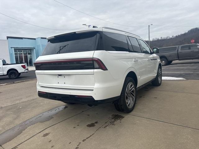 new 2025 Lincoln Navigator car, priced at $106,840