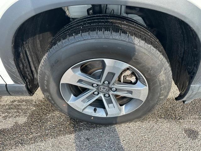 used 2024 Honda Pilot car, priced at $35,985