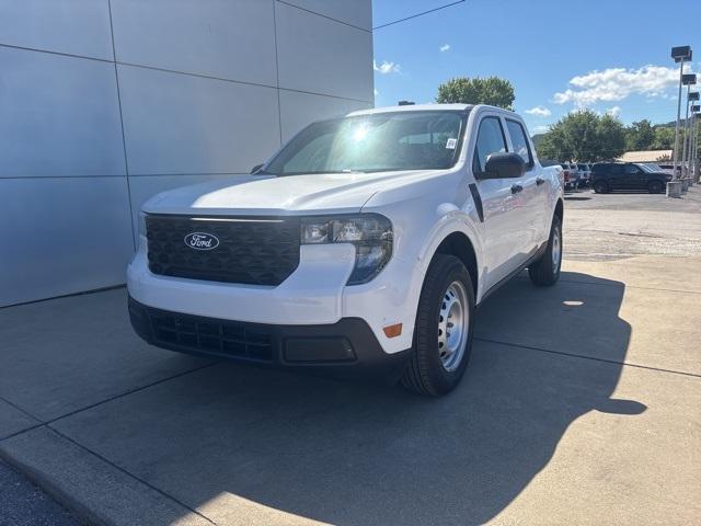 new 2025 Ford Maverick car, priced at $30,296