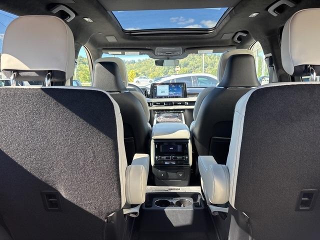 new 2025 Lincoln Aviator car, priced at $84,222