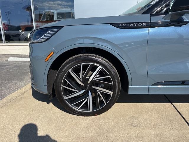 new 2025 Lincoln Aviator car, priced at $84,222