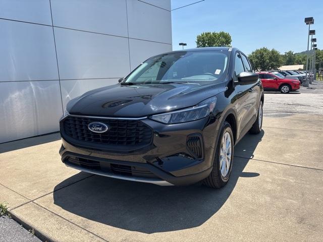 new 2025 Ford Escape car, priced at $22,268