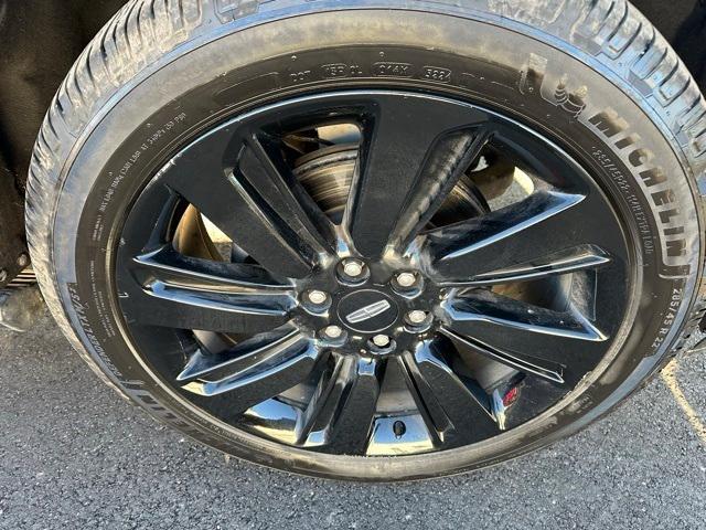 used 2023 Lincoln Navigator car, priced at $59,884