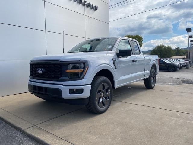 new 2025 Ford F-150 car, priced at $46,596