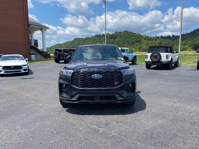 new 2025 Ford Explorer car, priced at $51,355