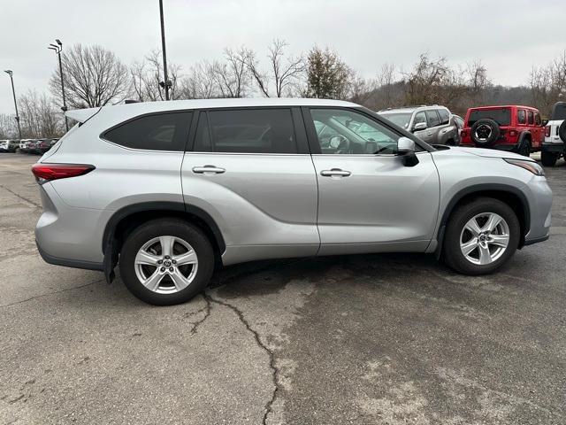 used 2023 Toyota Highlander car, priced at $29,997