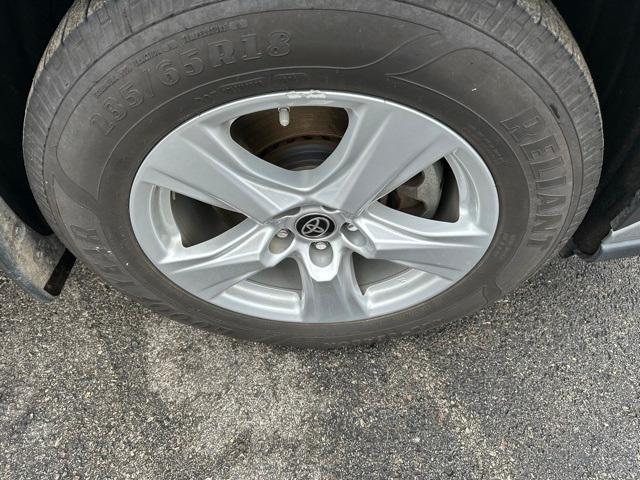 used 2023 Toyota Highlander car, priced at $29,997