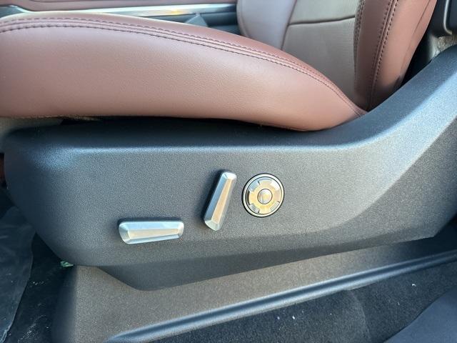 new 2026 Lincoln Navigator car, priced at $108,335