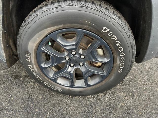 used 2021 Jeep Cherokee car, priced at $21,985