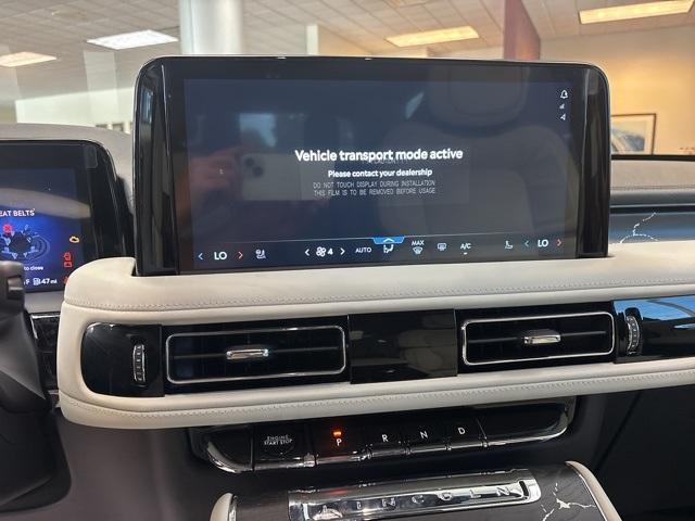 new 2025 Lincoln Aviator car, priced at $82,090