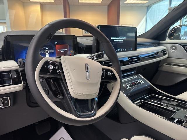 new 2025 Lincoln Aviator car, priced at $82,090