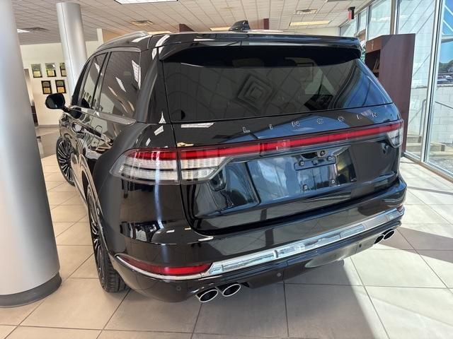 new 2025 Lincoln Aviator car, priced at $82,090