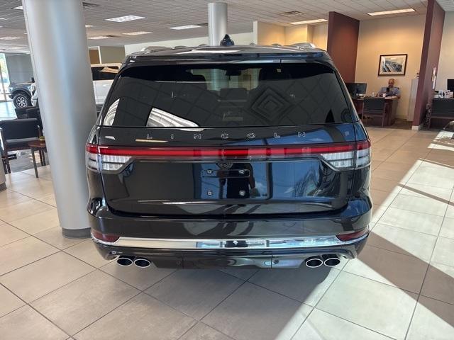 new 2025 Lincoln Aviator car, priced at $82,090
