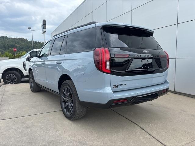 new 2025 Ford Expedition car, priced at $78,977
