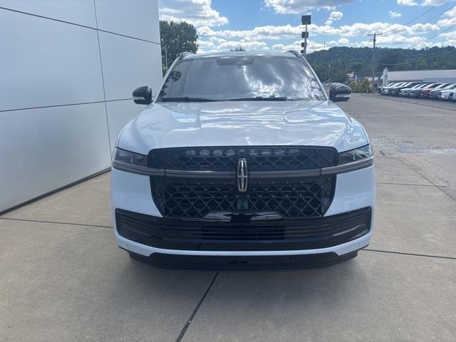new 2025 Lincoln Navigator car, priced at $108,125