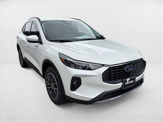 new 2025 Ford Escape PHEV car, priced at $27,390