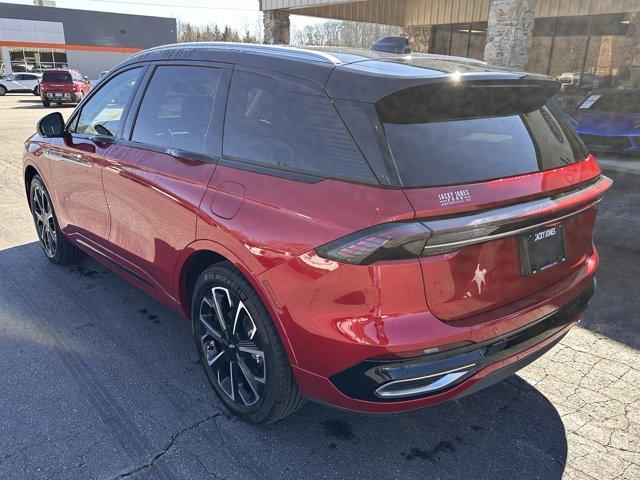 used 2025 Lincoln Nautilus car