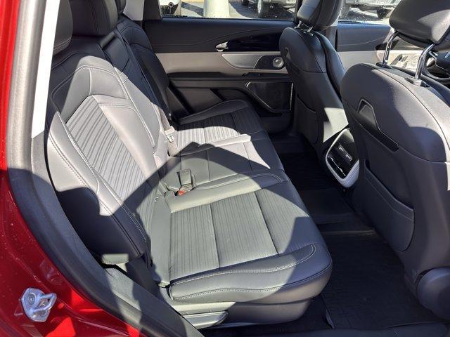 used 2025 Lincoln Nautilus car